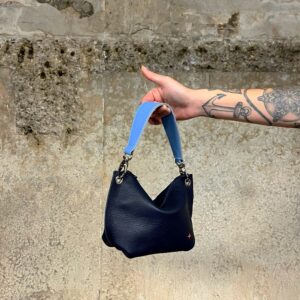 + MAE, donkerblauw | hemelsblauw