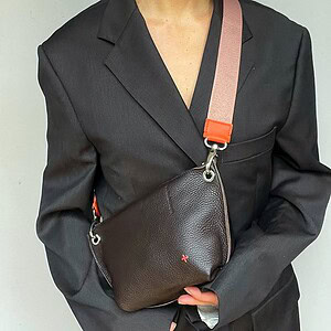 MAE-donkerbruin-oudroze