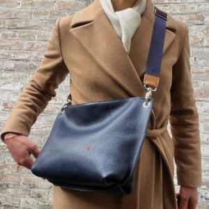 MAE-large-dblauw-cognac