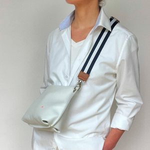 MAE-medium-creme-blauwwitstreep