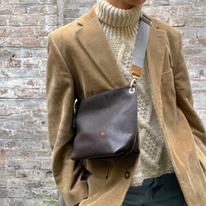 MAE-medium-dbruin-grijs-cognac