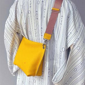 MAE-medium-geel-oud roze